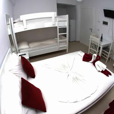 شقة فندقية David Guesthouse,apartments Albania Check-in Holidays